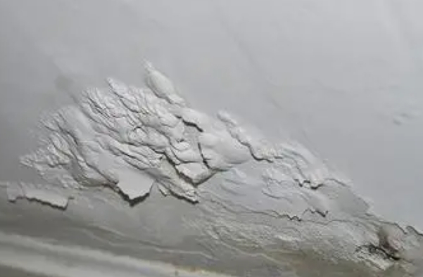梁子湖楼顶漏水维修公司分享下梁子湖卫生间防水层的施工及细部处理。